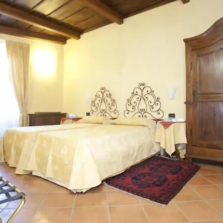 Hotel Palazzo Di Mezzo